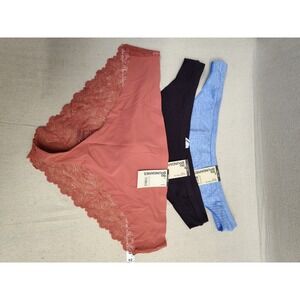 No Boundaries Panty Bundle XXXL 22 Rose Lace Cheeky Black Blue SeamlessThong 3pk